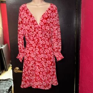 Julia Jordan feminine, romantic red floral dress. Size 6.